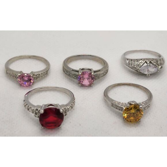 RINGS-DIAMOND CANDLE RINGS-Lot of 5-Size 9-Different "Stones"-Silver Tone - Picture 1 of 16